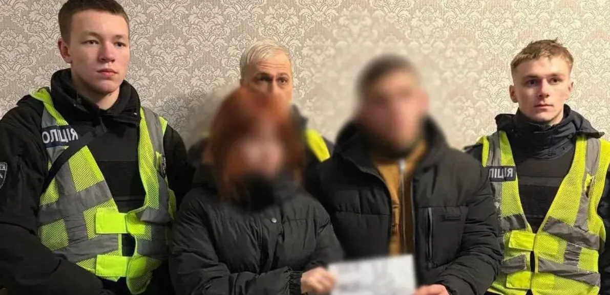 Подробнее о статье У Києві затримано підлітків, підпаливших Tesla