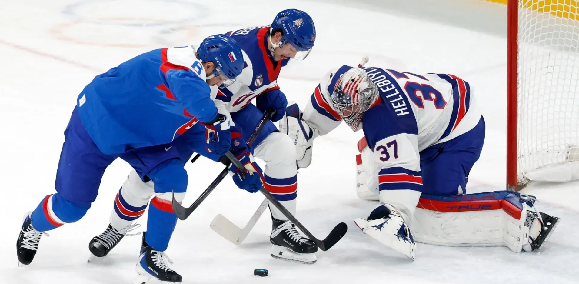 Подробнее о статье Фіналісти хокейного турніру Олімпіади-2026 визначені