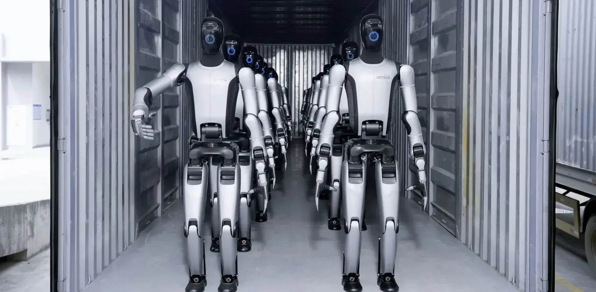 Подробнее о статье Світовий борг сягнув $348 трильйонів: роль ШІ та оборони