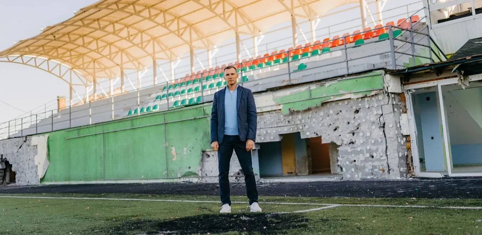 Подробнее о статье Четверта річниця повномасштабного вторгнення: Шевченко нагадує про загиблих у футболі