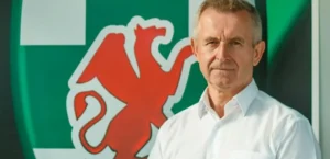 Подробнее о статье Інцидент з автобусом Оболоні після скасування матчу УПЛ