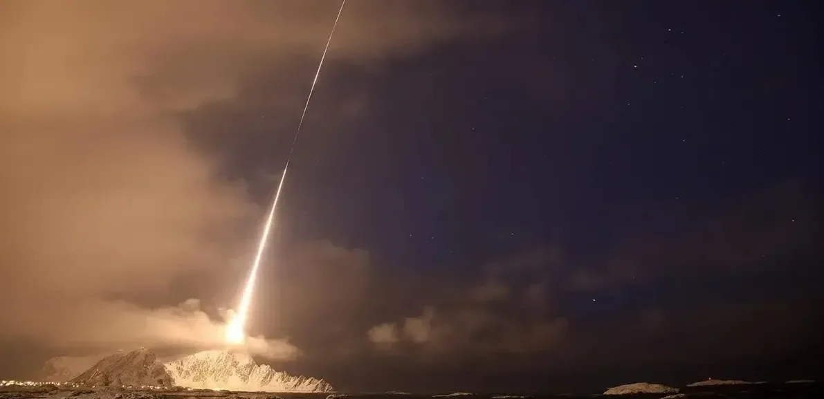 Подробнее о статье Як Норвегія запустила ракету, а Москва вважала це нападом