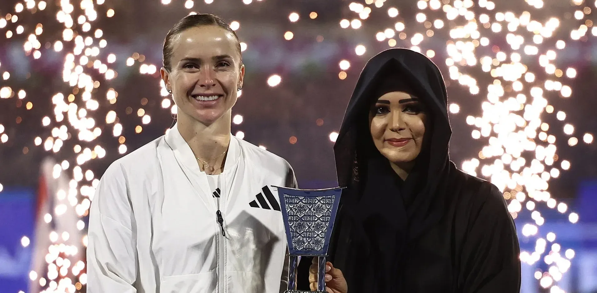 Подробнее о статье Світоліна привітала переможницю фіналу WTA 1000 у Дубаї