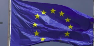 Подробнее о статье Європарламент Заморожує Ратифікацію Угоди з США Через Побоювання щодо Мит