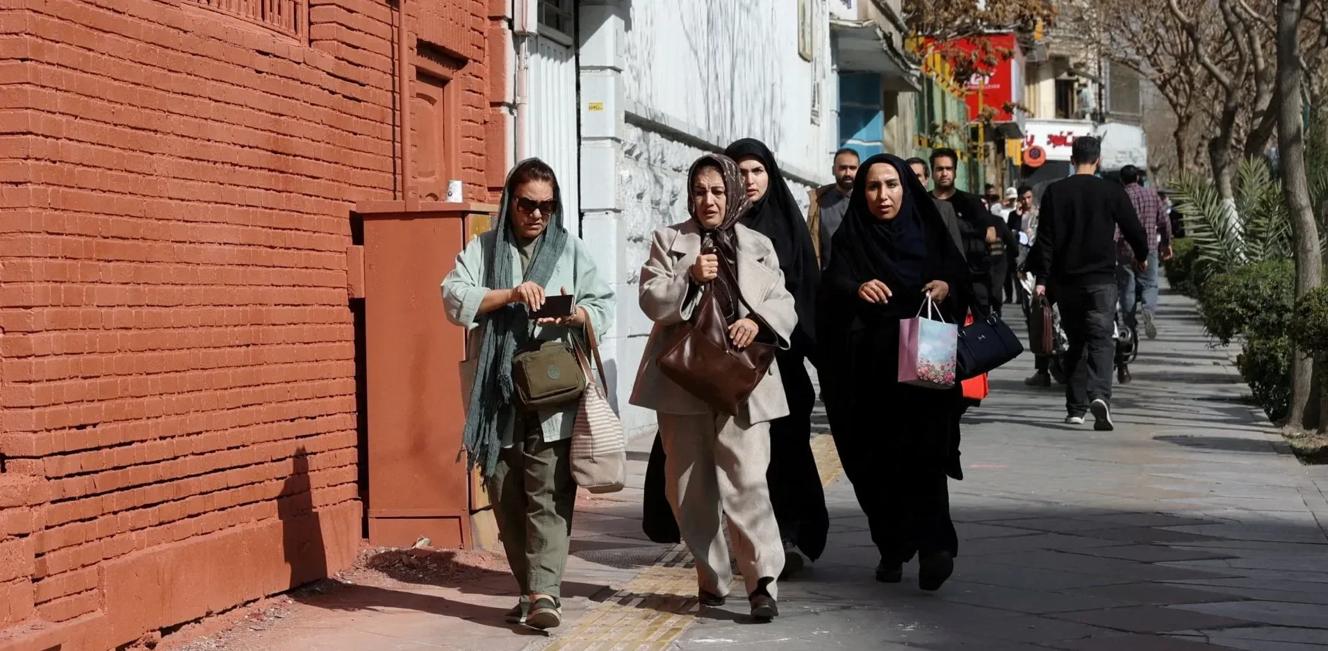 Подробнее о статье Ізраїль здійснив атаку на Іран