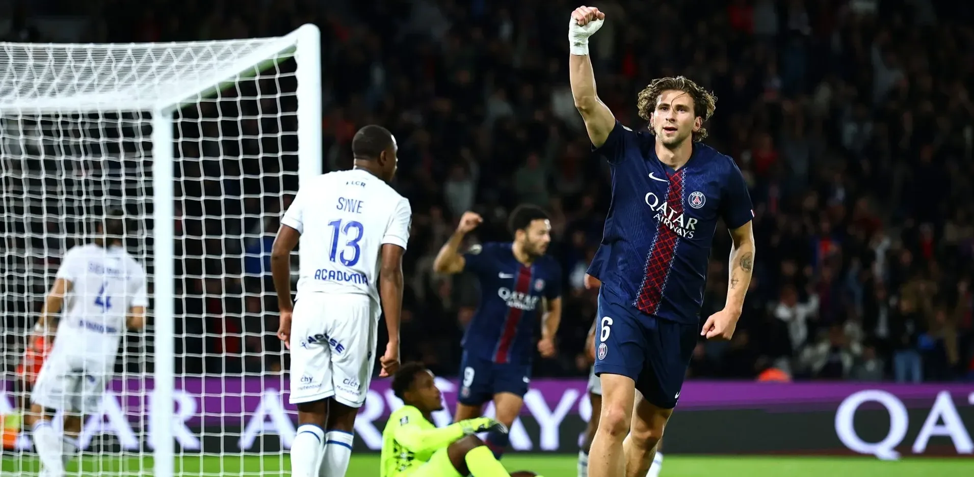 Подробнее о статье Сабо висловлює сумніви щодо трансферу Забарного в ПСЖ