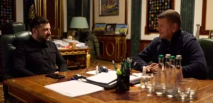 Подробнее о статье Зеленський і Залужний: Критика та майбутні перспективи