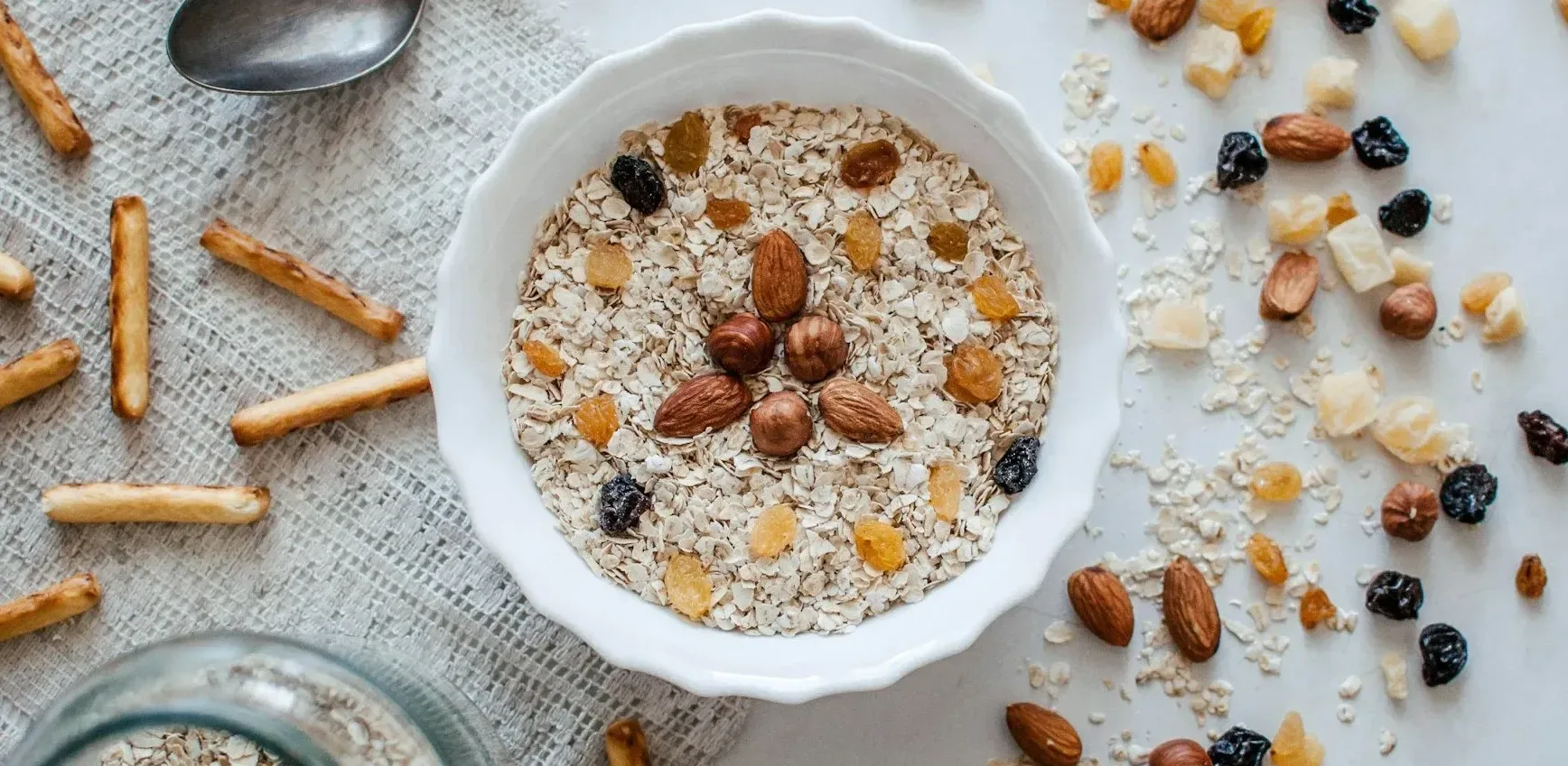 Подробнее о статье Вівсяна дієта: Швидкий спосіб захистити серце та кишківник