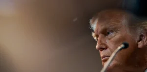 Подробнее о статье Американські імпортери готовять судові позови щодо скасування мит Трампа