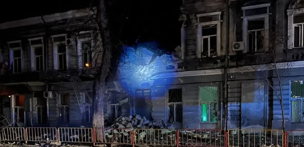 Вы сейчас просматриваете Російські УБД атакували Одесу: Пошкоджена інфраструктура та житло