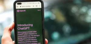 Подробнее о статье Індія переходить на платні підписки для ШІ: Аналіз ринку