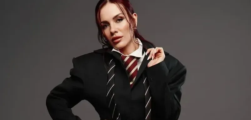 Подробнее о статье MamaRika у Дубаї: Відпустка та вибухи