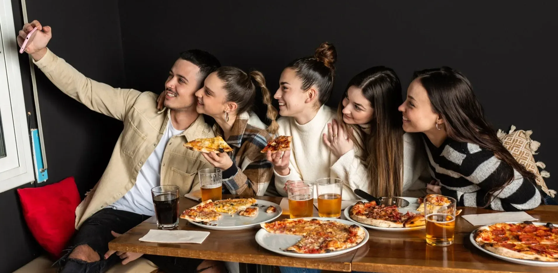 Подробнее о статье Покоління Z та програми лояльності ресторанів: адаптація бізнесу