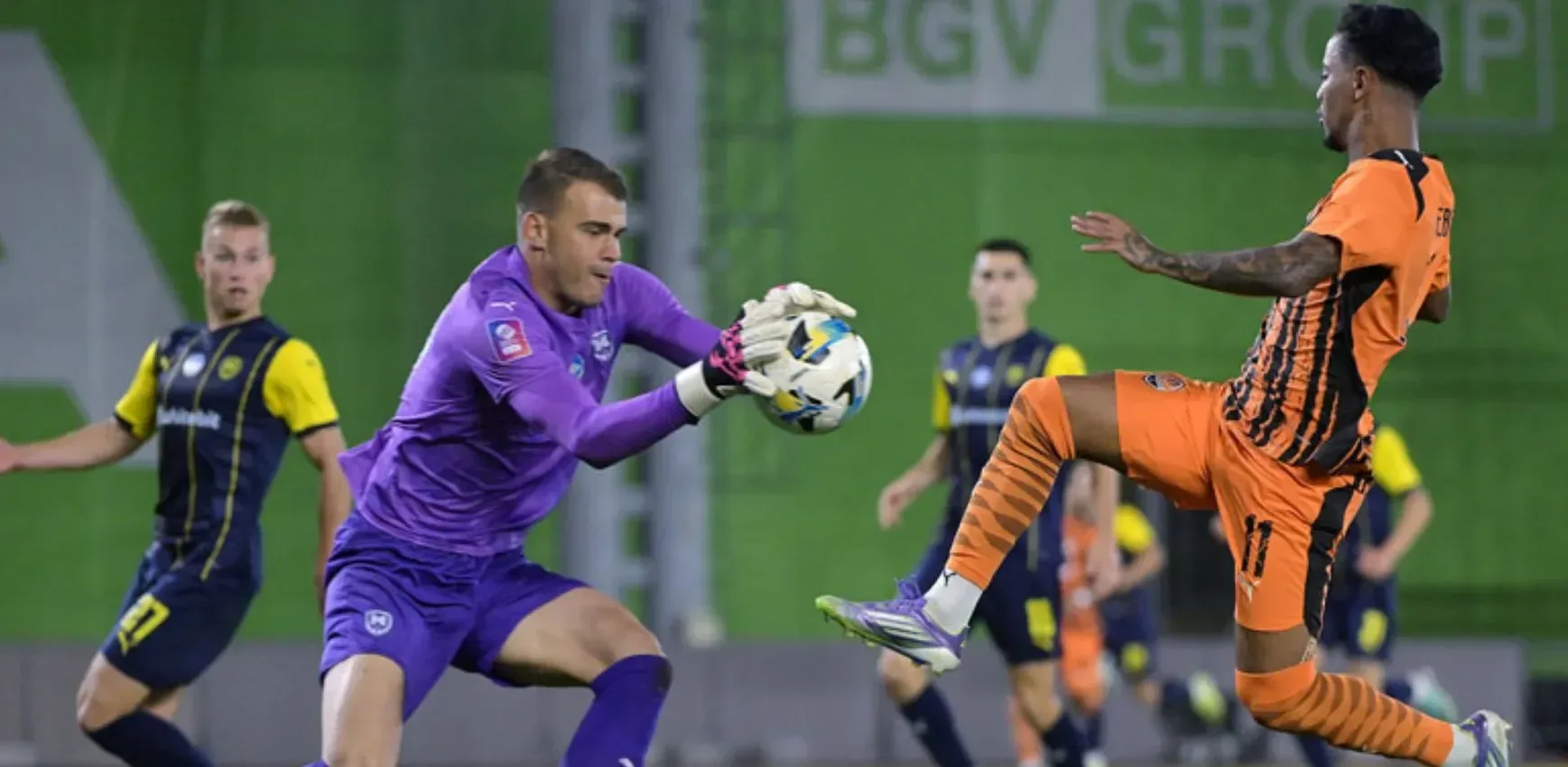 Подробнее о статье Програма 20-го туру УПЛ: Шахтар проти Металіста 1925 та інші матчі