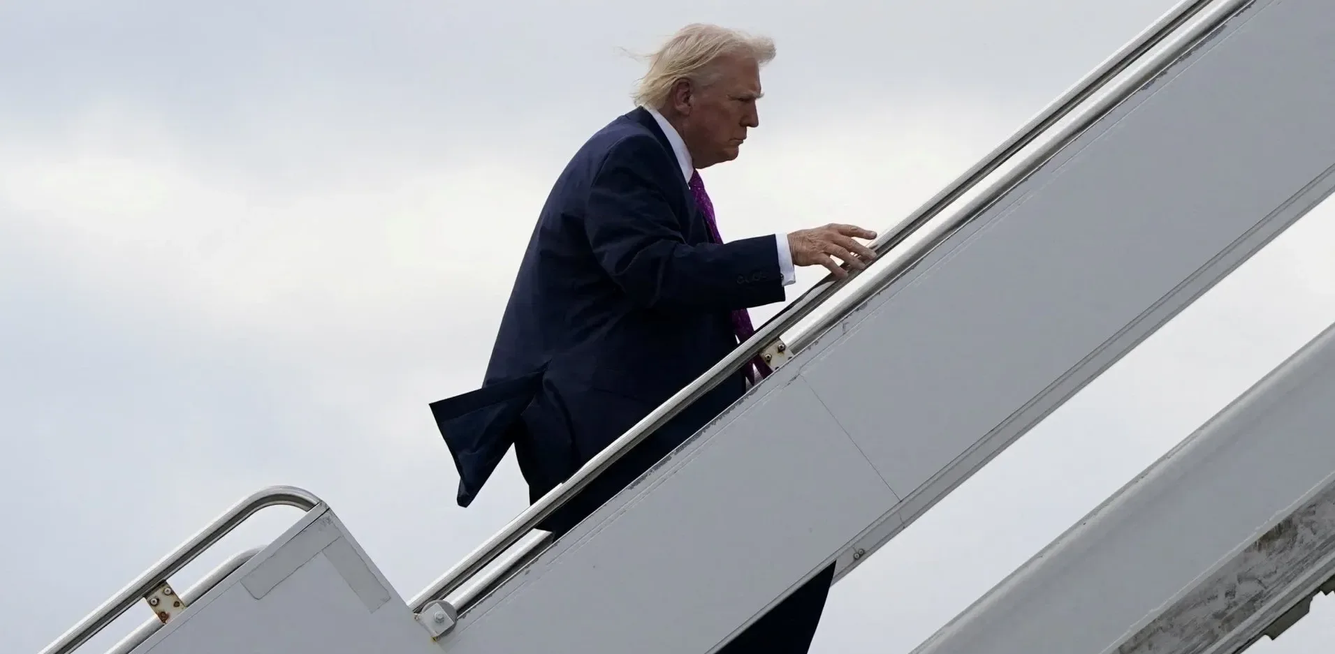 Подробнее о статье Аеропорт Палм-Біч у Флориді отримає ім’я Дональда Трампа