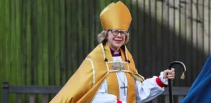 Подробнее о статье Сара Маллаллі: перша жінка на чолі Англіканської церкви