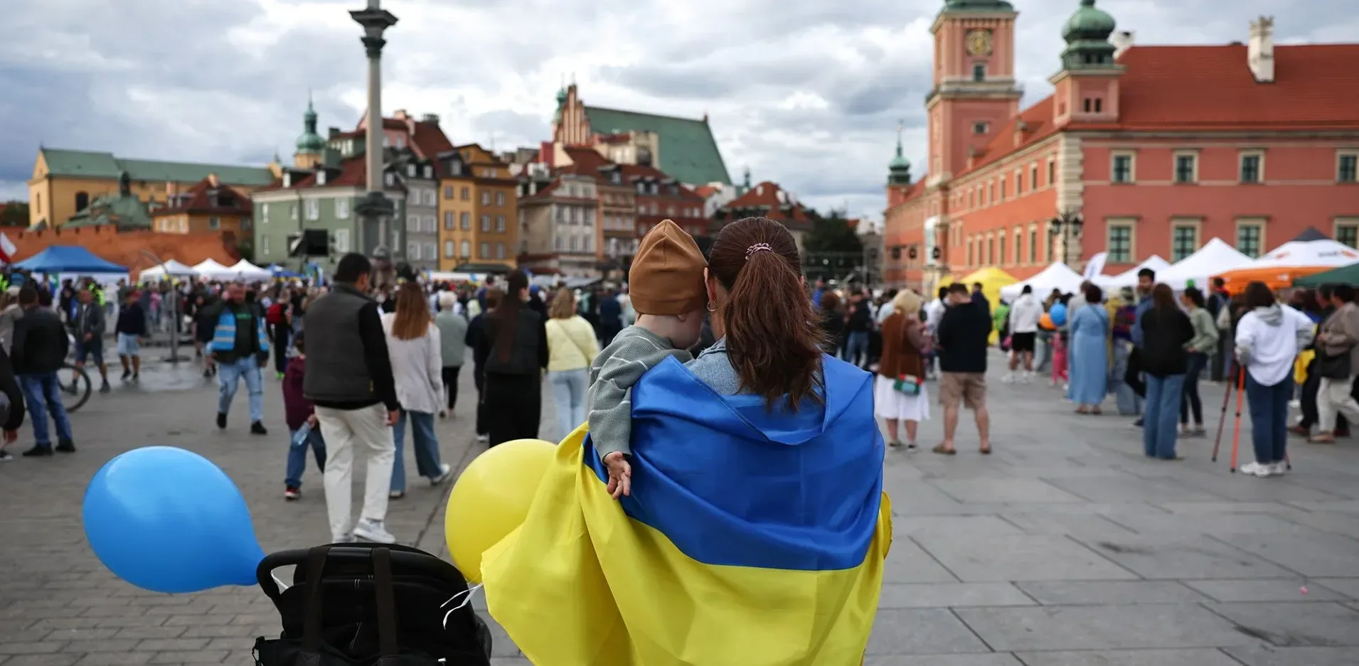 Подробнее о статье Поляки та біженці: Нові правила та наслідки