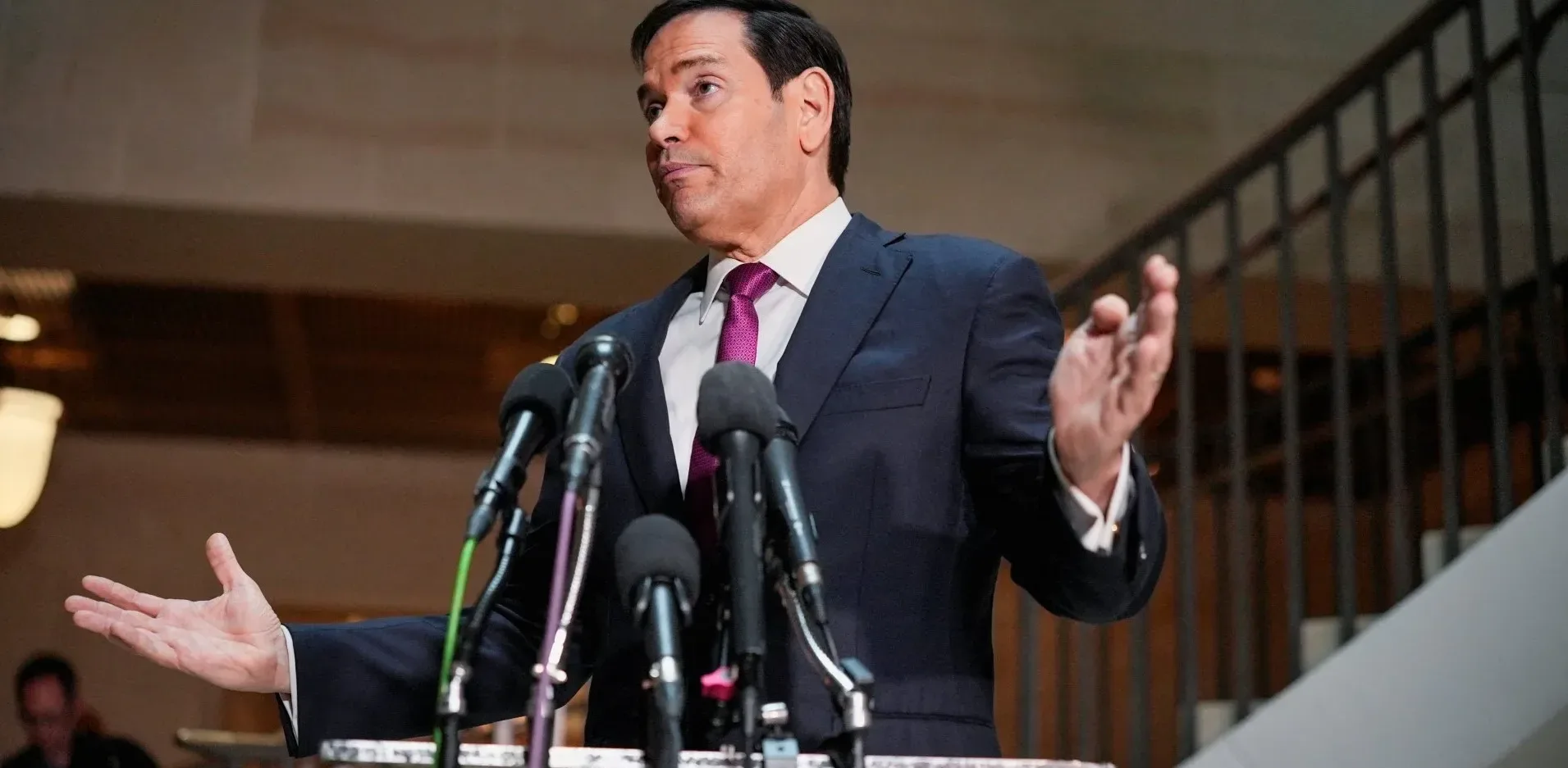 Подробнее о статье США анонсували подальші операції проти Ірану