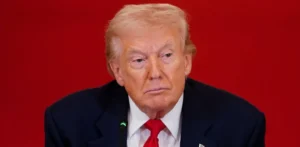 Подробнее о статье Трамп підтримує можливий мир між Україною та Росією