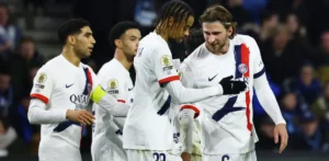 Подробнее о статье Забарний у символічній збірній чемпіонату Франції