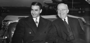 Подробнее о статье Іран, ООН та США: Витиснення Радянських Військ