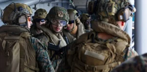 Подробнее о статье Прибуття американських морпіхів на Близький Схід