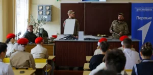 Подробнее о статье Військова підготовка дітей в окупованій Луганщині