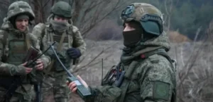 Подробнее о статье Російські окупанти маскую супутникові антени