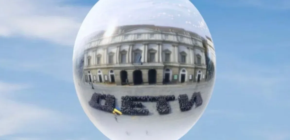 Подробнее о статье У Мілані вшанують пам’ять загиблих у Маріупольському драмтеатрі