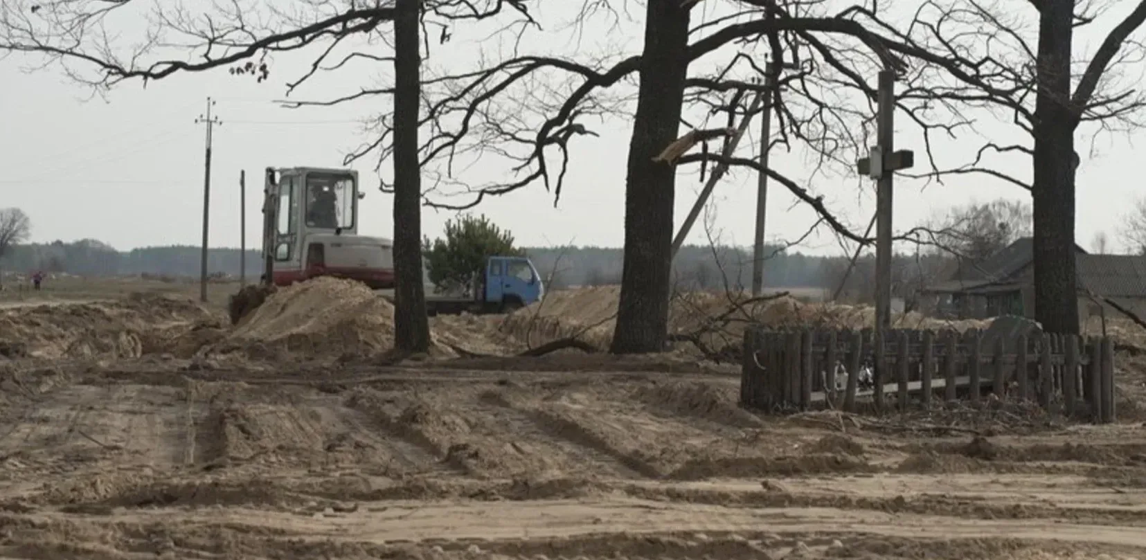 Подробнее о статье Результати пошукових робіт в Углах: відсутність масових поховань