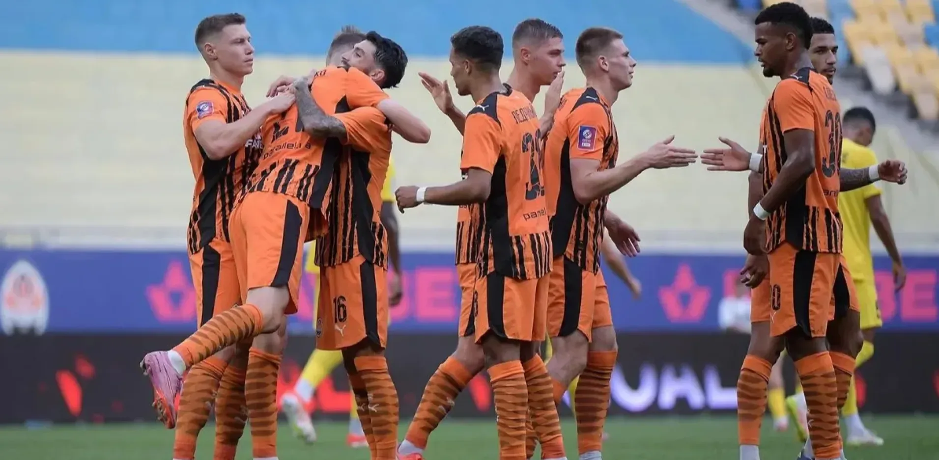 Подробнее о статье Тренер АЗ про стратегію на матч із Шахтарем у Лізі конференцій