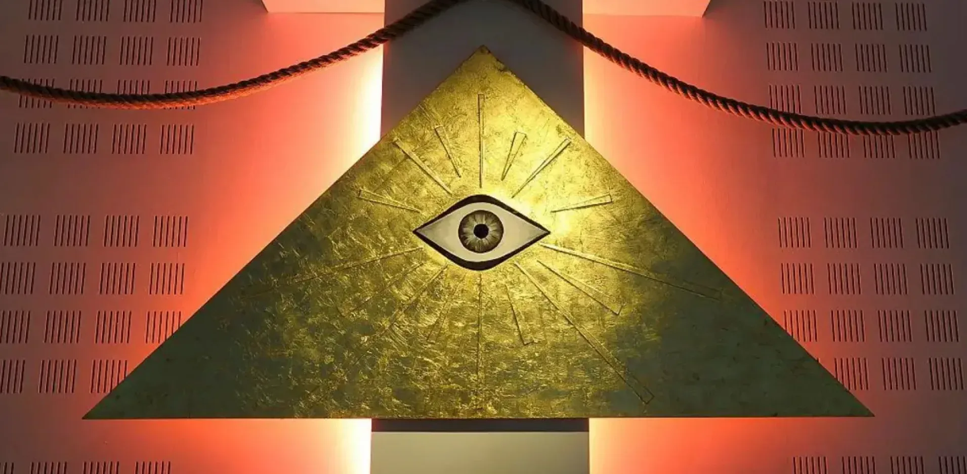 Подробнее о статье Судовий процес у Парижі: масони та їх злочинна діяльність