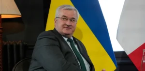 Подробнее о статье Україна готова підтримати розблокування Ормузької протоки