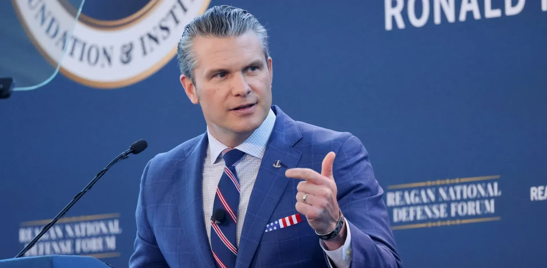 Подробнее о статье Пентагон планує лазерну систему біля військової бази у Вашингтоні