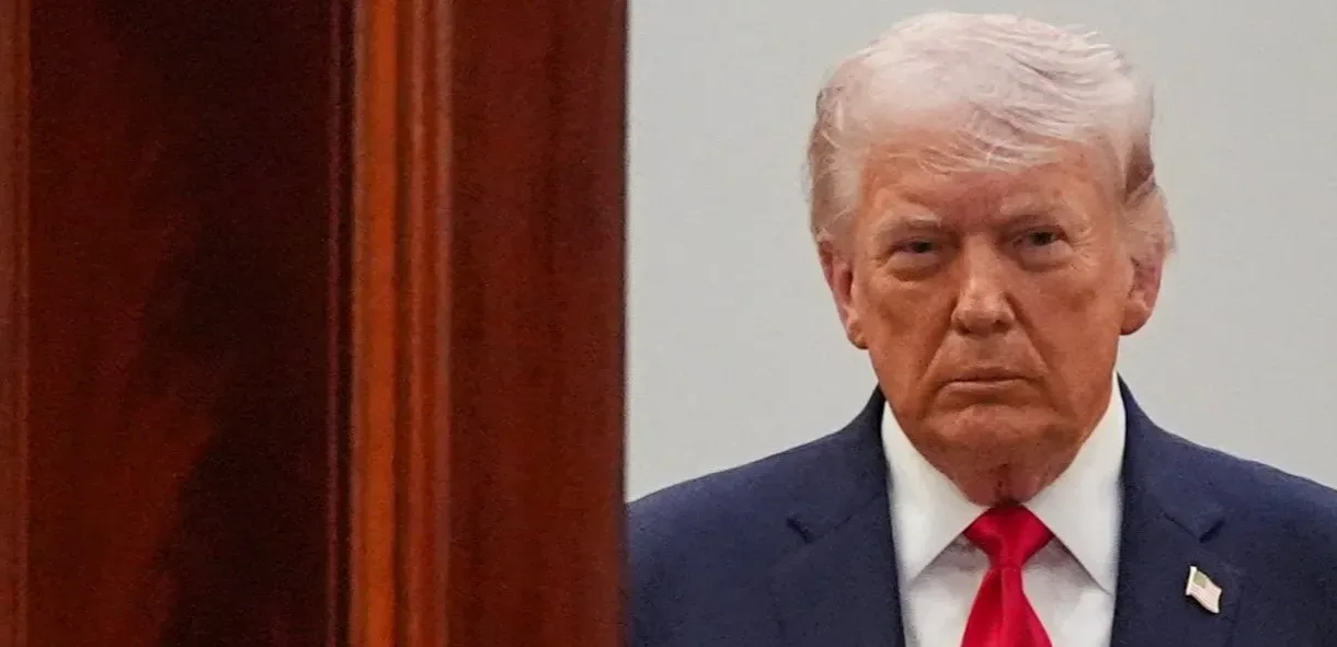 Вы сейчас просматриваете Трамп переглядає підтримку європейських зусиль щодо України