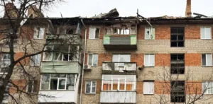 Подробнее о статье Атака дронів на Сумщину: пошкодження житлових будинків