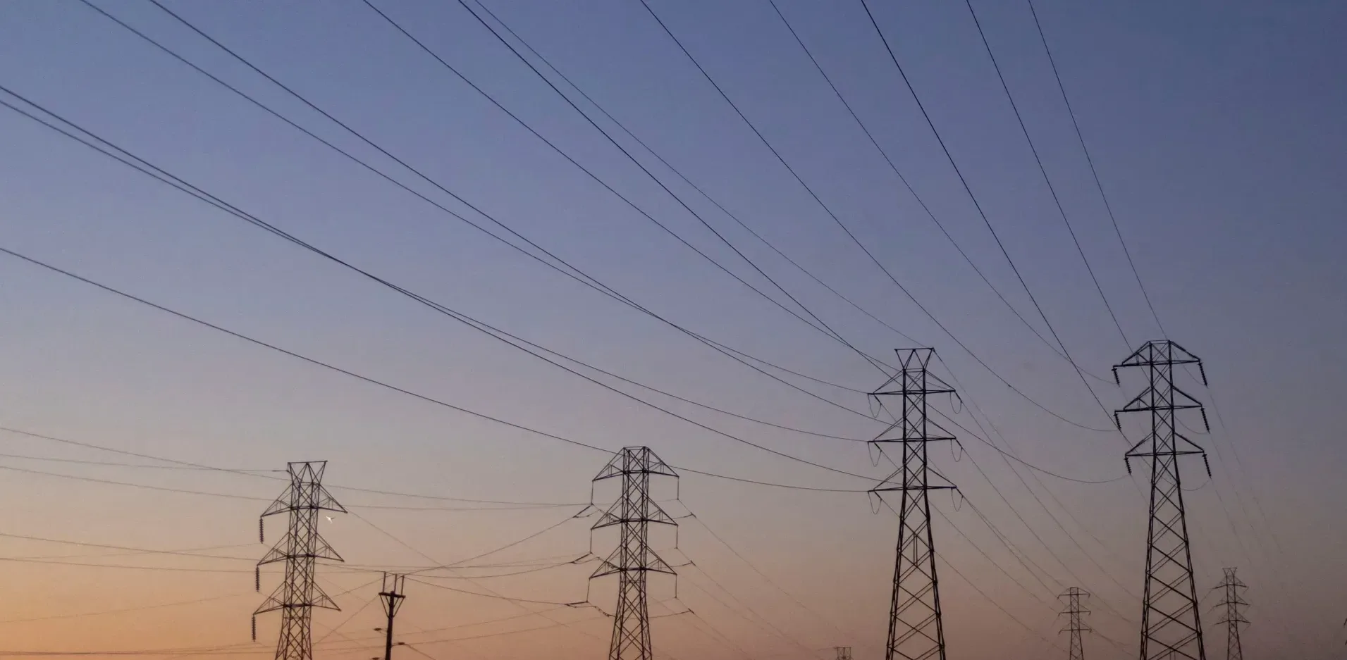 Подробнее о статье Атака на енергооб’єкт у Чернігівській області: понад 10 тисяч без світла