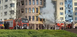 Подробнее о статье Трагедія в Харкові: жінка загинула від поранень під час обстрілу