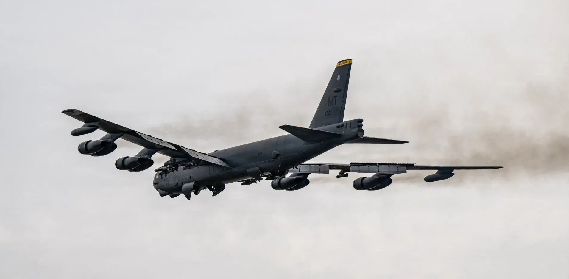 Подробнее о статье Австрія закрила небо для американських військових літаків