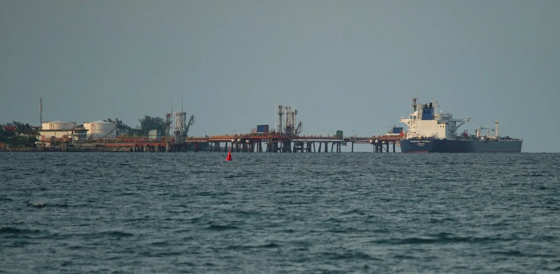 Подробнее о статье Тіньовий флот Росії та Starlink: як обходять санкції