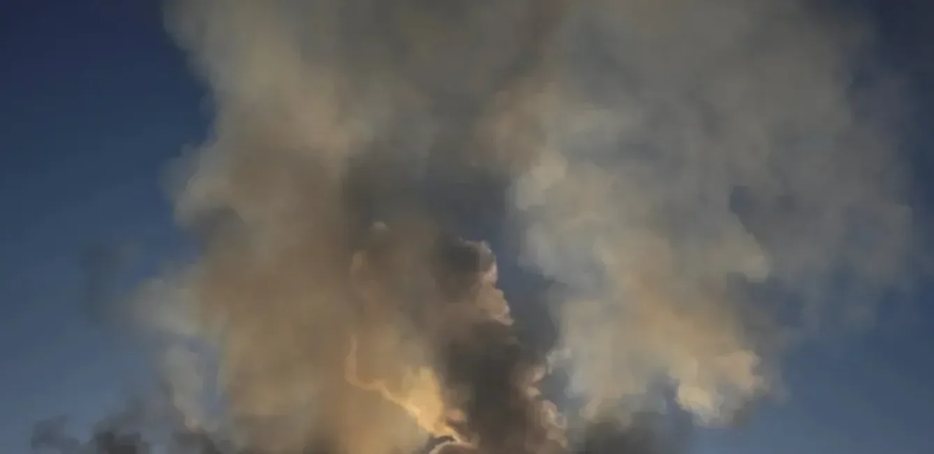 Подробнее о статье Атака дронів: вибухи в Чернівецькій та Івано-Франківській областях