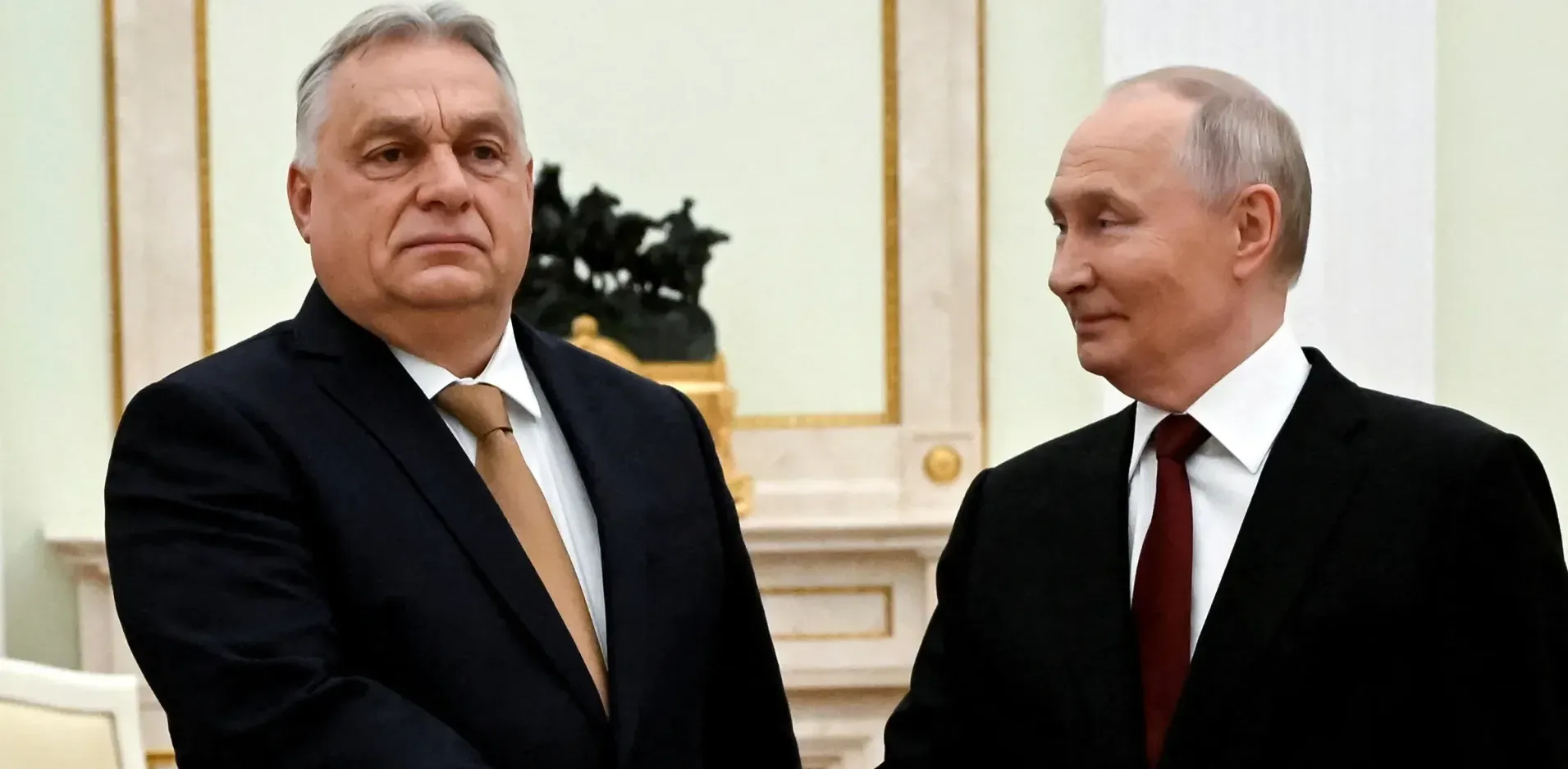 Подробнее о статье Спецслужби РФ в Угорщині: роль у кампанії Орбана