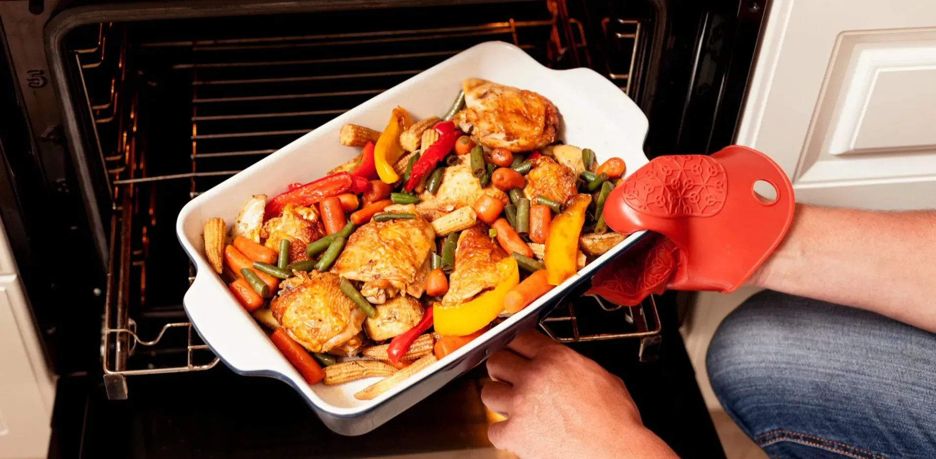 Подробнее о статье Як правильно готувати курячу грудку в духовці