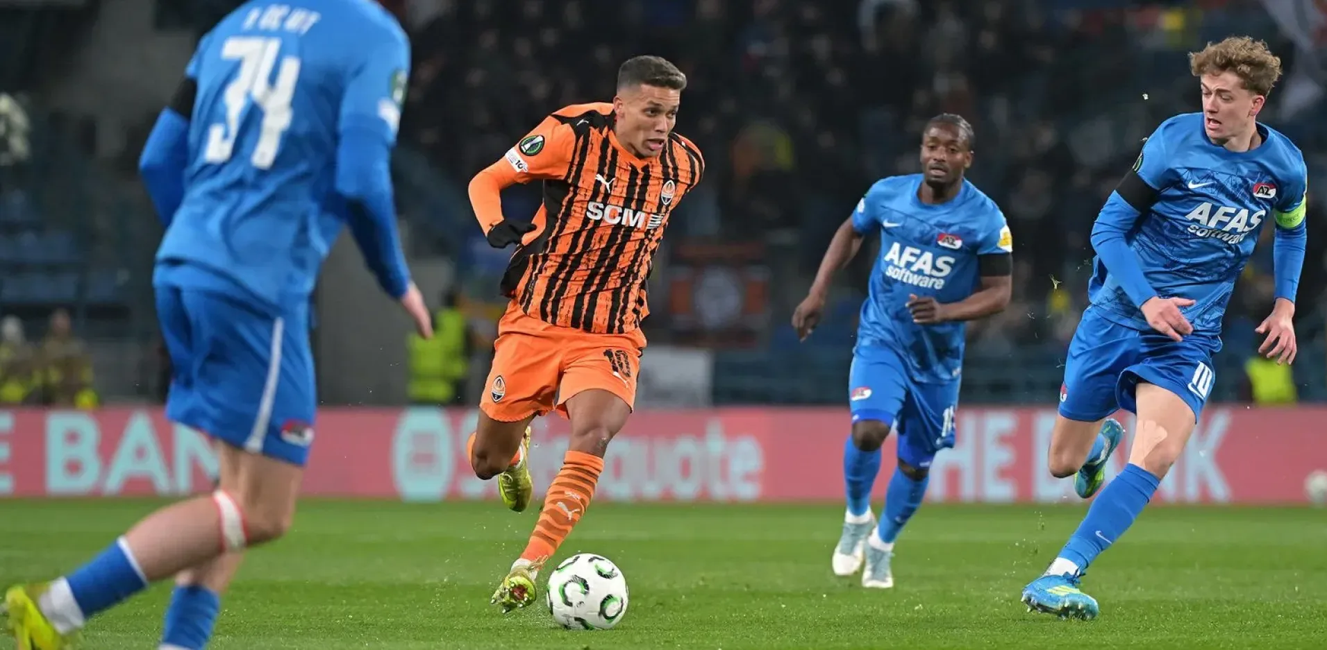 Вы сейчас просматриваете Шахтар здобуває перемогу над АЗ у Лізі конференцій