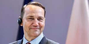 Подробнее о статье Польща не блокуватиме переговори про вступ України до ЄС