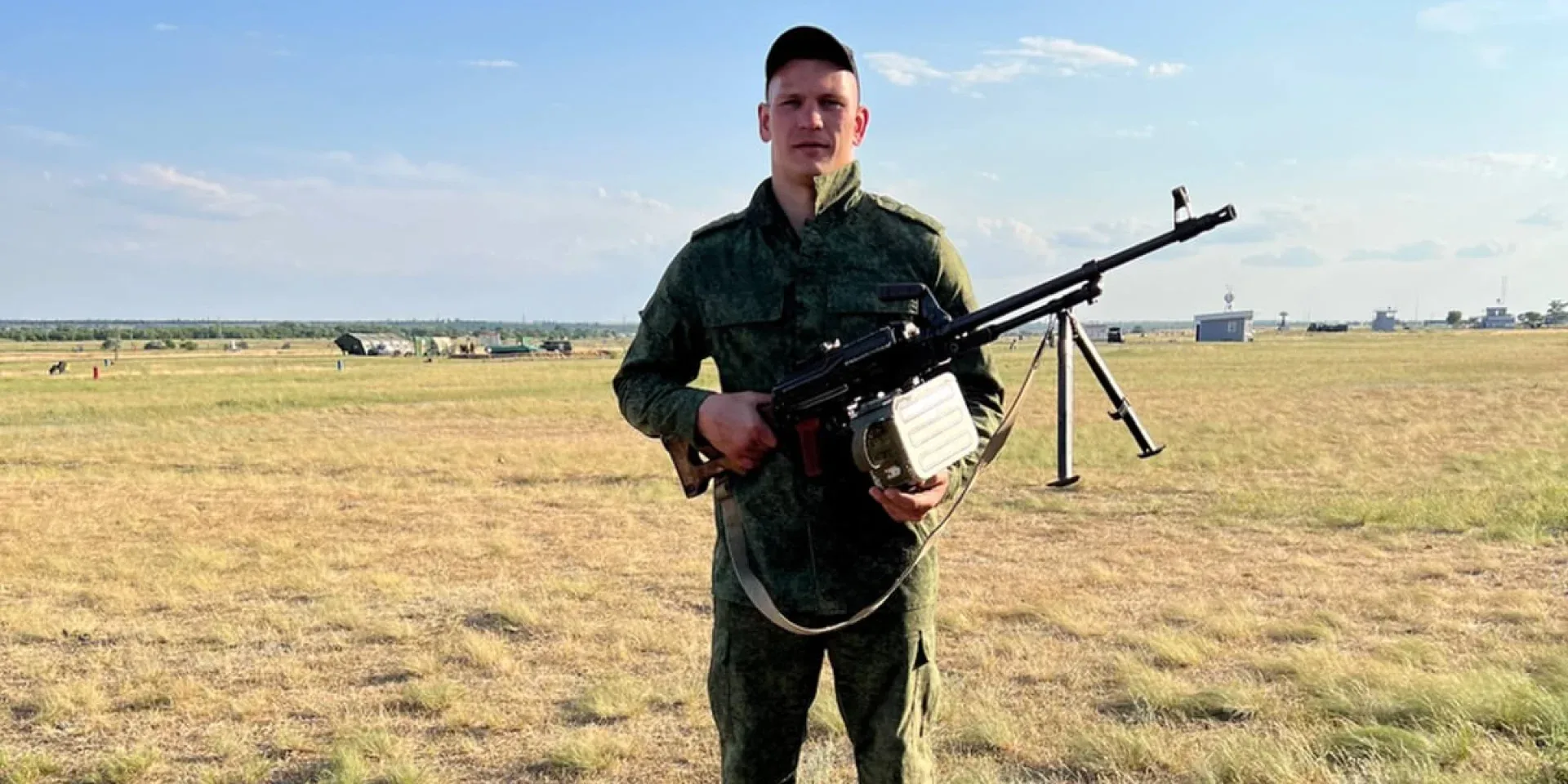 Вы сейчас просматриваете Російський боксер у формі викликав Усика на бій: реакція мережі