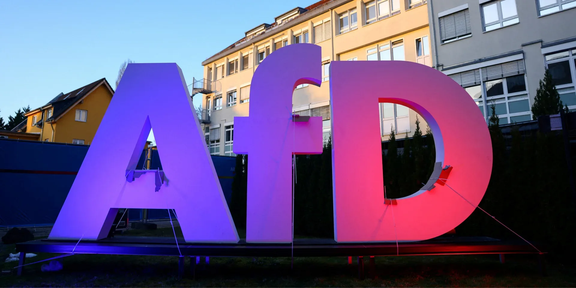 Подробнее о статье AfD прагне відновити імпорт російського газу: візит до Москви