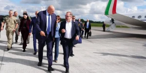 Подробнее о статье Збитий у Литві дрон мав вибухівку: італійський міністр назвав його російським